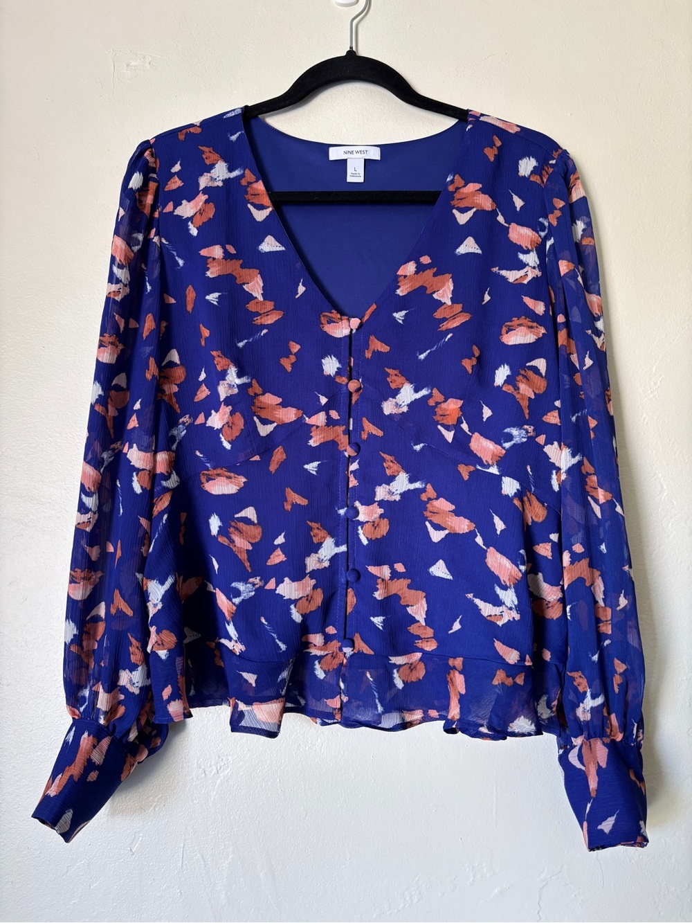 NINE WEST Women’s Long Sleeve V-Neck Button Down Lined Blouse Size L